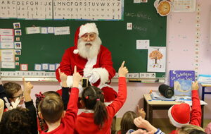 Venue du Père Noël à l'école Marcel Canonnet